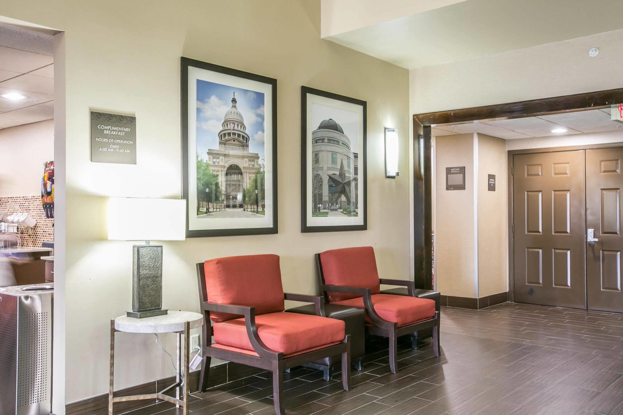 Comfort Suites Austin Nw Lakeline מראה חיצוני תמונה